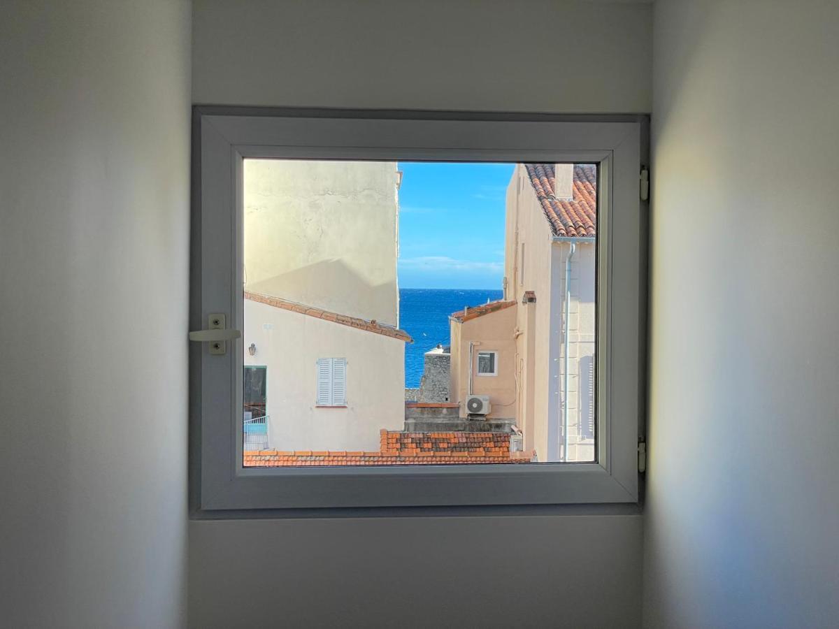 Nice Renting - Massena - Loft - Heart Of Vieil Antibes - The Market With Sea View Bagian luar foto